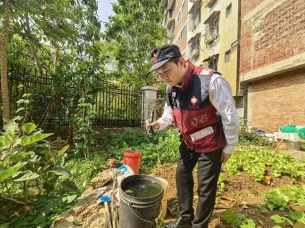 ������ʾ��������������ý��⣬�������������ˮ����...